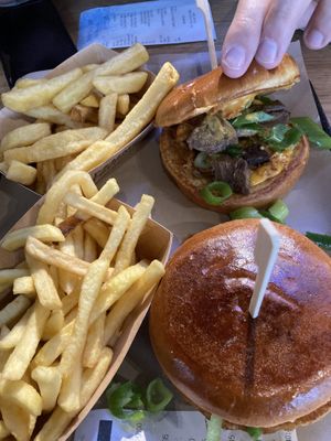   at Pommes Freunde - MyZeil in Frankfurt