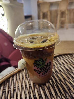 iced oat café latte at Island Cream in Kandy