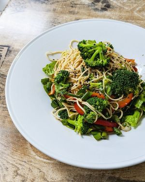 Soba noodles salad at Island Naturals Cafe in Seven Mile Beach