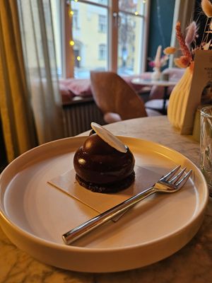 Triple chocolate ganache at Patisserie Sießl in Munich