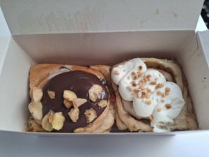 Carrot cake und Bananenkuchen at Cinnamood  in Augsburg