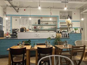  at Passion Café in Paris