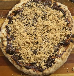 Paçoquita com ganache de chocolate meio amargo vegano #Veganuary at aPizz Londrina in Londrina