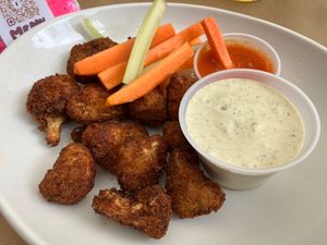 Cauliflower wings at Handlebar in Chicago