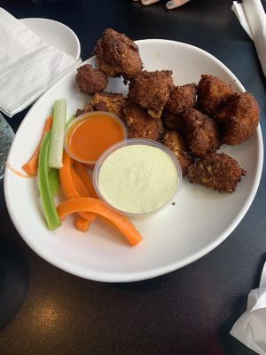 Buffalo Cauliflower Wings    at Handlebar in Chicago