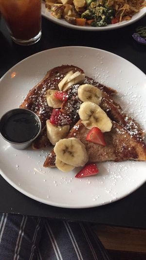 French toast with fruit at Handlebar in Chicago