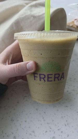 Papaya smoothie at Handlebar in Chicago