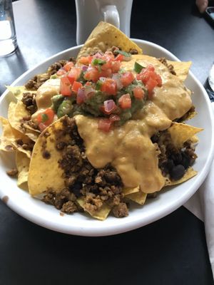 Nachos at Handlebar in Chicago