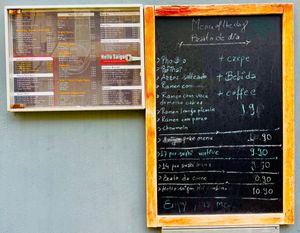 Menu (includes vegetarian/vegan dishes and options) at Hello Saigon in Lisbon