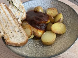 Patatas al mojo picón   at MATi in Zaragoza