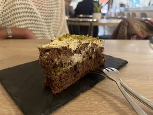Pistachio and chocolate pie  at MATi in Zaragoza