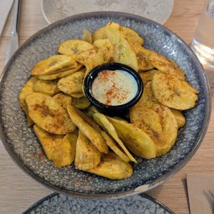 Chips de plátano at MATi in Zaragoza