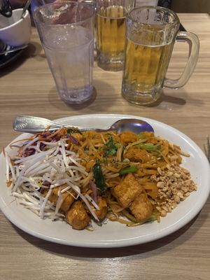 Vegan pad Thai  at Thai Smile in Palm Springs
