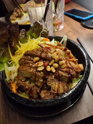 bowl mit Veganer Ente at măm măm in Erfurt