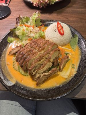 33. Rotes Curry mit Veganer Ente  at măm măm in Erfurt