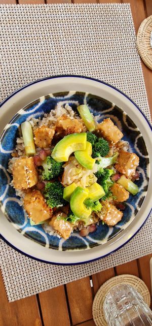 Tempeh and broccoli bowl at Ojas Vegan & Vegetarian Eatery in Siem Reap