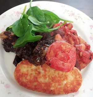 Vegan big brekky 'for the light weight' at the Pearfect Pantry - part of the weekend menu. Vegan rosemary sausages, caramelised onion jam, hashbrowns, toast, tomato, spinach and beans. Also comes in a larger portion size. at The Pearfect Pantry in Osbourne Park