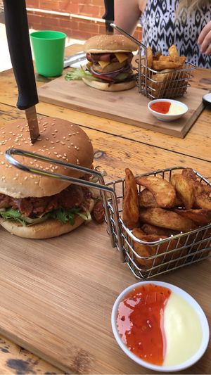 Vegan pulled pork burger at The Pearfect Pantry in Osbourne Park
