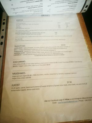 Drinks at The Pearfect Pantry in Osbourne Park