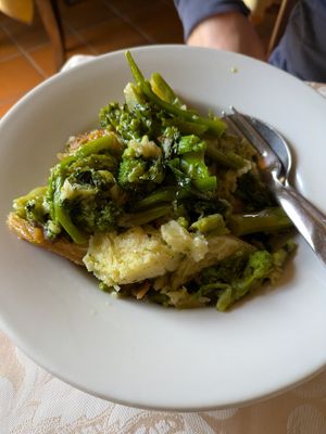 Cime di rapa e pane ammollato at Osteria Belvedere Al Vecchio Frantoio in Matera