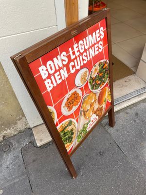  at The Fat Broccoli in Paris