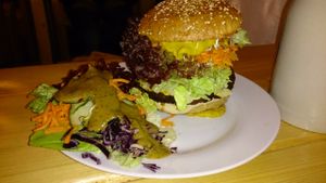Burger 'Peter Dinklage' at Let It Be in Berlin
