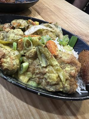 Curry fried no chkn   at Vegan On The Island in Longwood