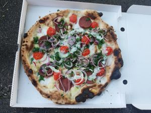 Türkische Monatspizza at SlimJims in Hamburg