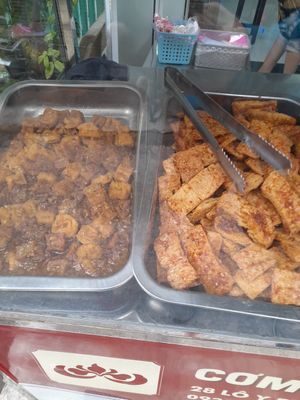 Com chay selection at Chay Chánh Ý in Ho Chi Minh City