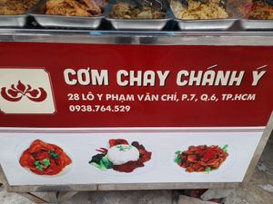 Details at Chay Chánh Ý in Ho Chi Minh City