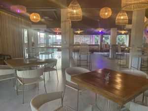 Breakfast, lunch, dinner, dessert, juice and smoothies. Vegan a menu with option of adding fish    at Roots Restaurant in Manuel Antonio