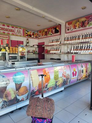 Variety of flavors #Veganuary at La Michoacana in Isla Mujeres