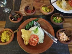 Vegetable curry (6 dishes) at Sigiri Rock View Point - the Restaurant in Sigiriya