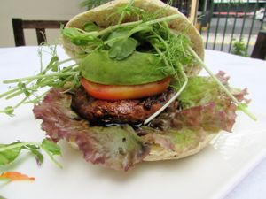 Portobello Burger at El Chante Gourmet in Alajuela