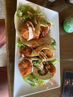Buffalo cauliflower tacos  at El Chante Gourmet in Alajuela