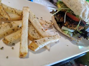 Quinoa burger at El Chante Gourmet in Alajuela