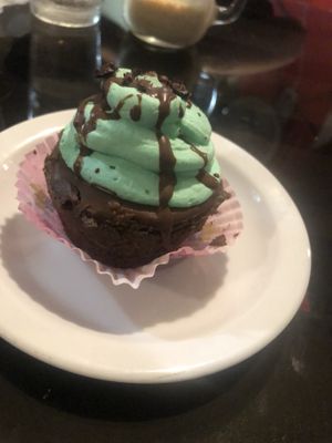 Mint cupcake at El Chante Gourmet in Alajuela