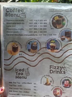 Special coffee drinks at Pipin Cafe in Koh Chang