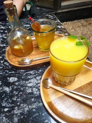 Drinks at Citta Café & Végé in Hanoi