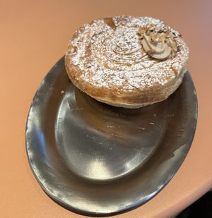 Girella Nocciola  at The Sanctuary - Potsdamer Platz in Berlin