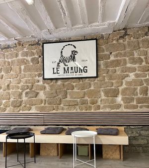  at Le Maung Coffee Roaster by OMG in Paris