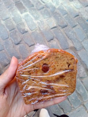 Bizcoho de zanahoria at Sattva Naturbageriet in Stockholm