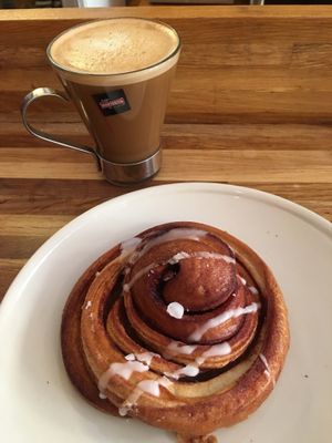 vegan “fika” (Swedish coffee break: coffee and a pastry like a cinnamon roll) at Sattva Naturbageriet in Stockholm