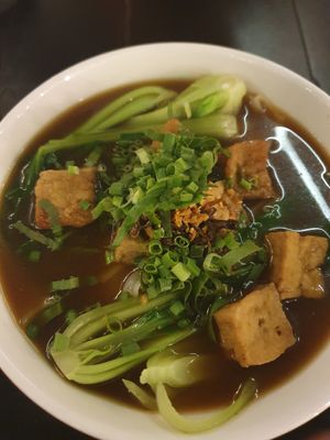 Rice noodle soup with tofu at Sandan in Sihanoukville