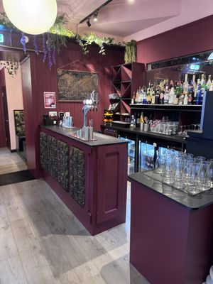 Bar   at Sora Diana in Edinburgh