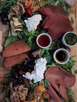 Antipasti platter for two 😍 at Sora Diana in Edinburgh