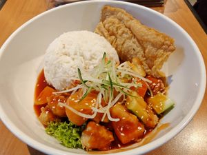 Sweet and sour rice at Mother Earth Classic Express - 大地之素 in Central Singapore