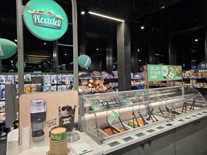 Picadeli Groot Bijgaarden at Picadeli - Esso Groot-Bijgaarden Zuid in Brussels