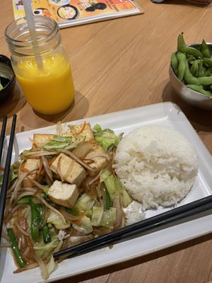 Stir-fry tofu, edamame and mango smoothie  at HARVEL KITCHEN in Tokashiki