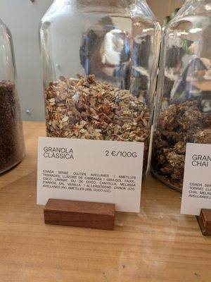 Granola at La Consciente - Gràcia in Barcelona
